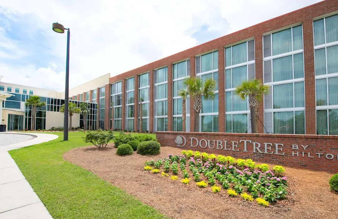 Doubletree Hotel & Suites Charleston Airport-1